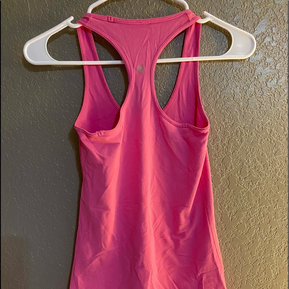 ✨Lululemon Hot Pink Tank Top✨